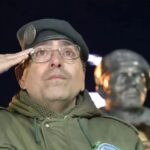 Cómo es por dentro la toma del hotel de Cristina Kirchner donde viven 40 familias colgadas de la luz