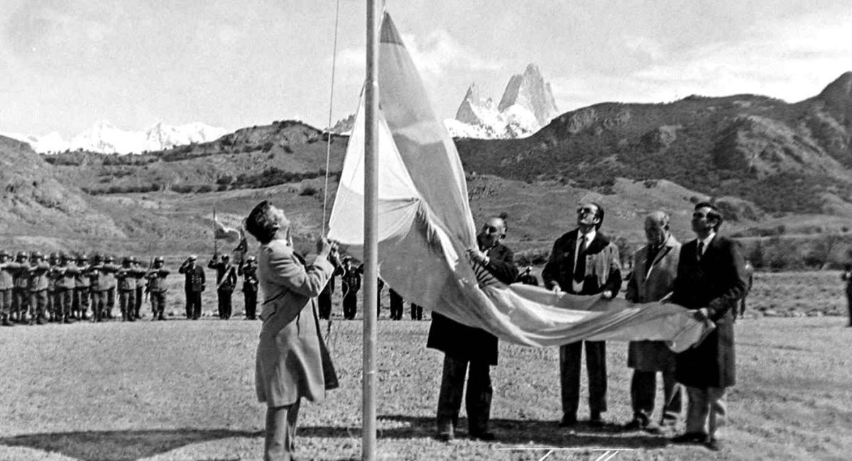 1985 Inauguración el Chaltén presencia Arturo Purichelli